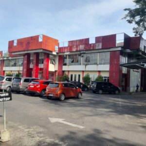 Tantang Pemprov Benahi Gedung Samsat Manado,  Merry Sebut Kalau Ada Anggaran Kami Renov